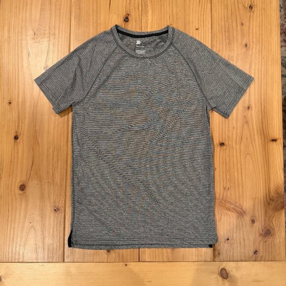 All in Motion Gray Men’s Athletic Top – Size Small - Picture 1 of 2